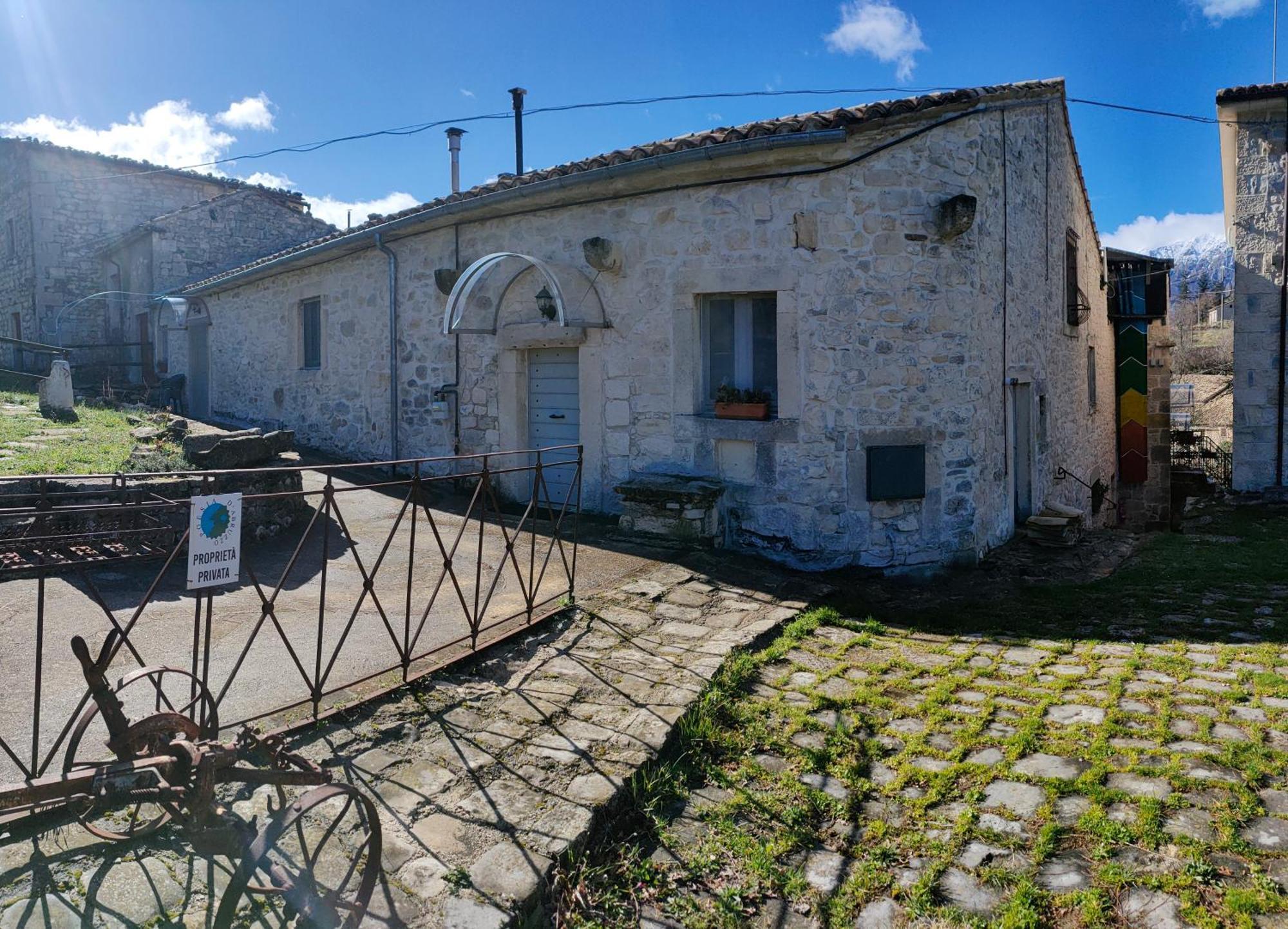 Poesia D'Abruzzo Villa Caramanico Terme Exterior photo