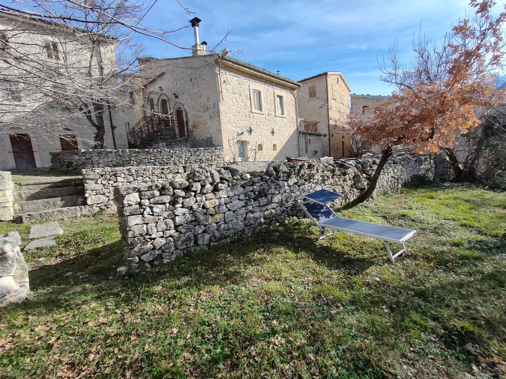 Poesia D'Abruzzo Villa Caramanico Terme Exterior photo
